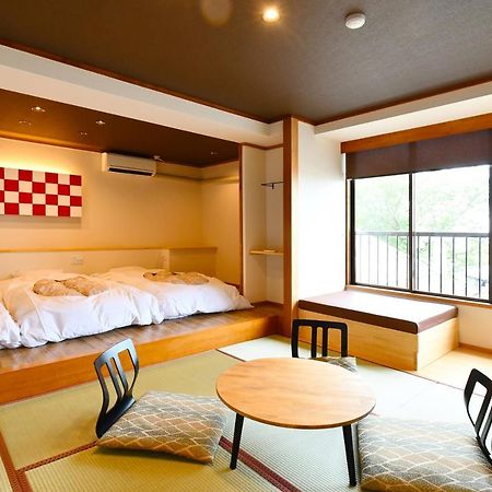 Hotel Tsuru No Oyado Tsurusou à Tara Extérieur photo